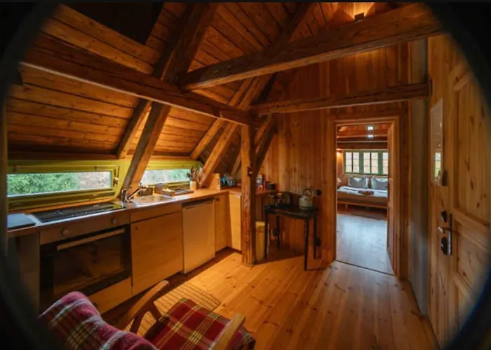 Enjoy Cozy Home Hills & Forest & Views & Gardens & Sauna Whirlpool Bath