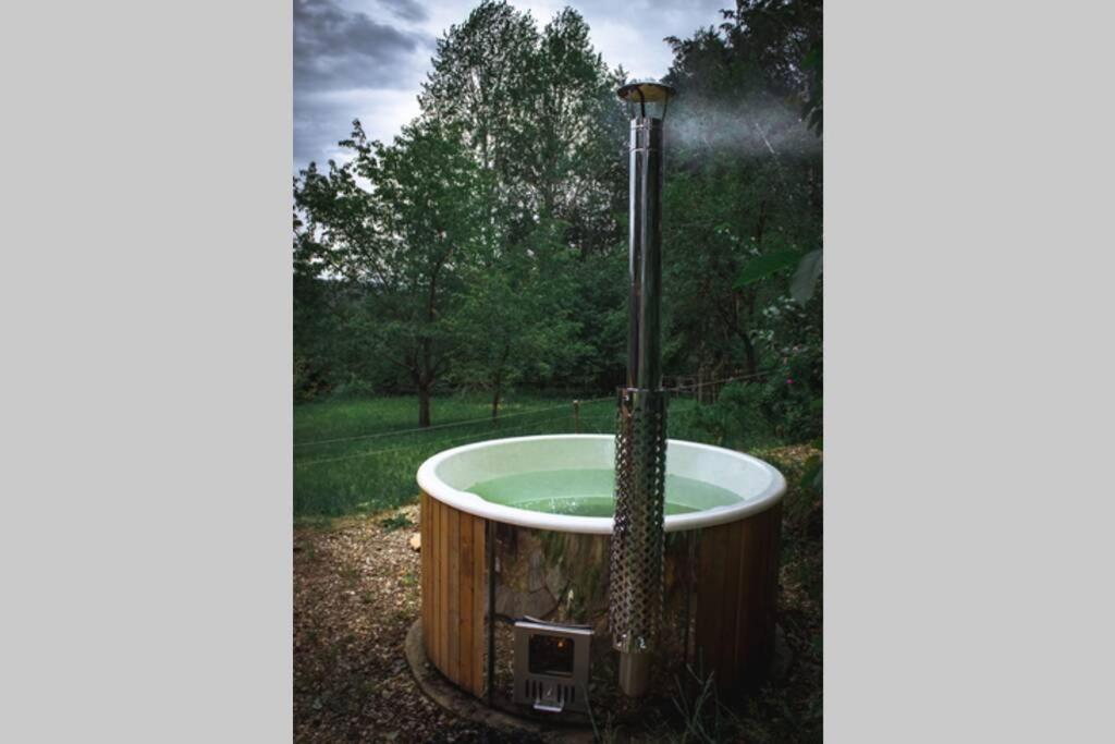 Enjoy Cozy Hills & Forest & Views & Gardens & Sauna Whirlpool Bath * Jablonne v Podjestedi