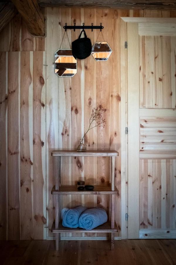 Enjoy Cozy Hills & Forest & Views & Gardens & Sauna Whirlpool Bath Apartment